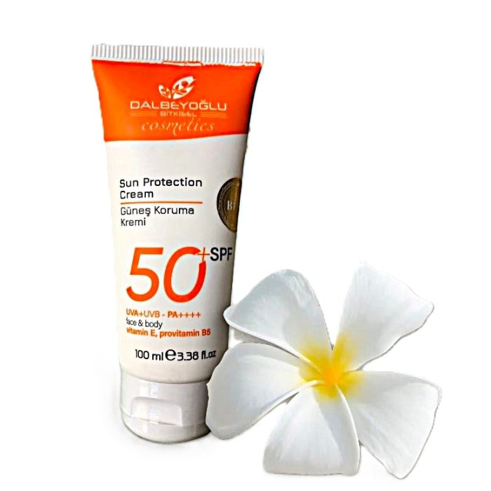 güneş kremi3 DALBEYOĞLU BİTKİSEL Koruyucu Güneş Kremi 50+Spf 100 ml - Görsel 1
