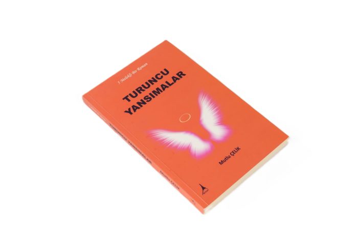 MUTLU ÇELİK Turuncu Yansımalar - Görsel 2